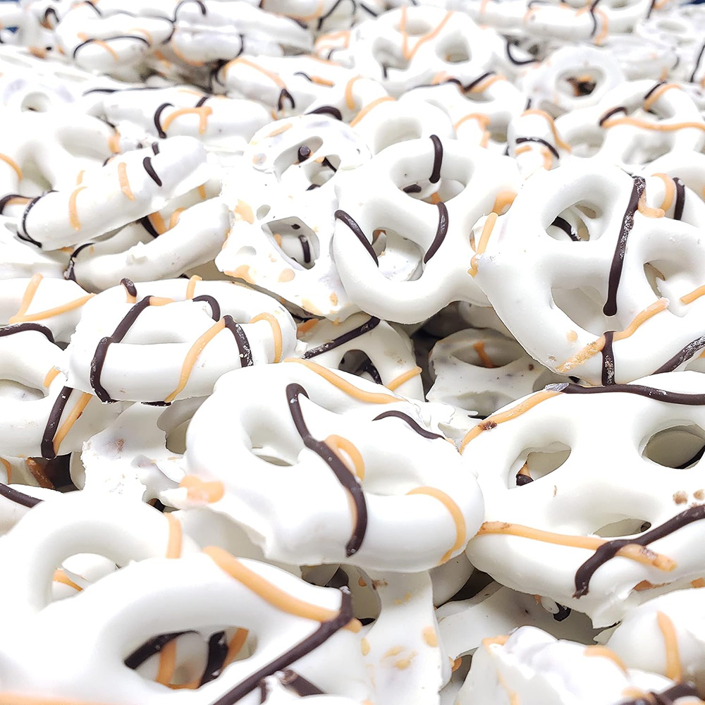Zachary Halloween Pretzels Yogurt Covered 1lb